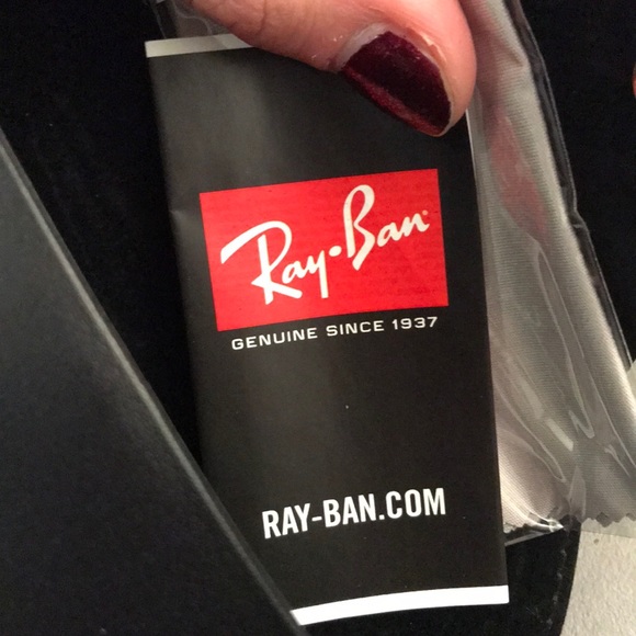 BRAND NEW Ray Ban Sunglasses Case ❣️HP 4/13❣️ - Picture 5 of 5